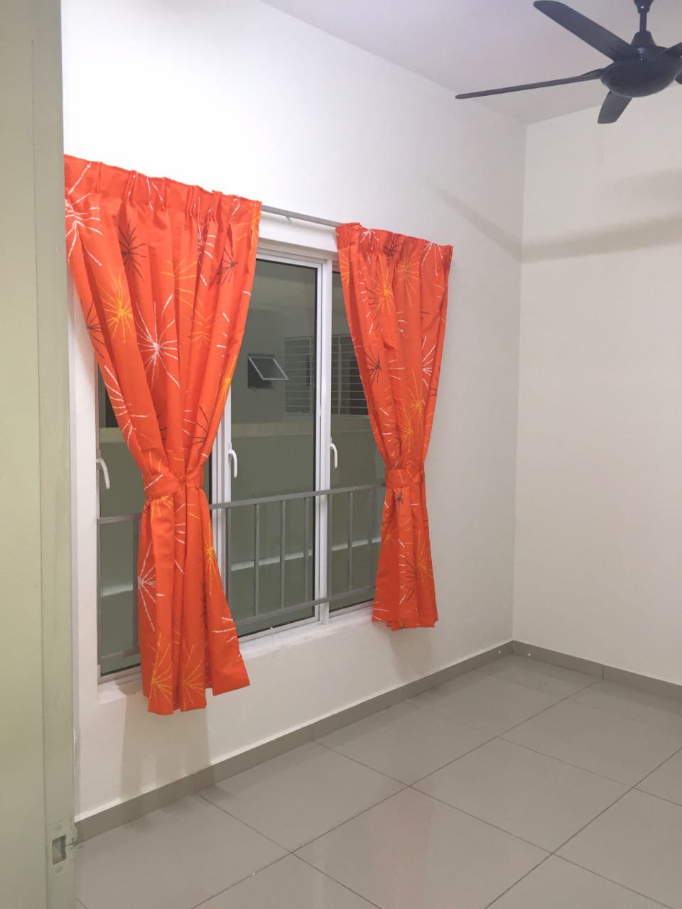 SPRINGVILLE RESIDENCE TAMAN EQUINE SERI KEMBANGAN - photo 8