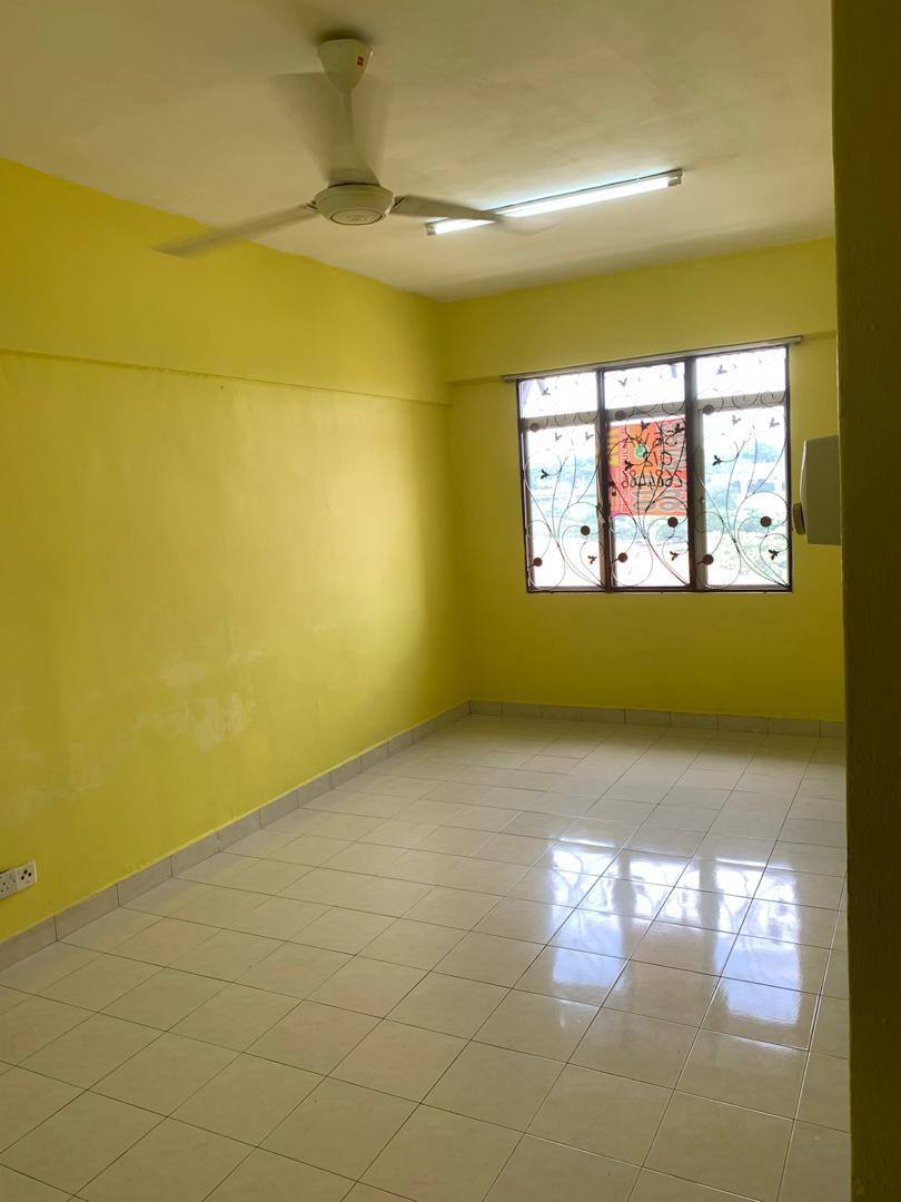 APARTMENT SRI IXORA SEKSYEN 27 SHAH ALAM - photo 3