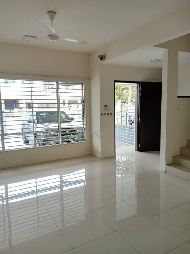 2 STOREY TROPICANA HEIGHTS KAJANG - photo 2