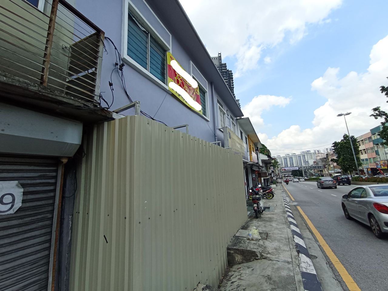 2 AND HALF STOREY SHOPLOT IN KL CITY CENTRE - photo 2
