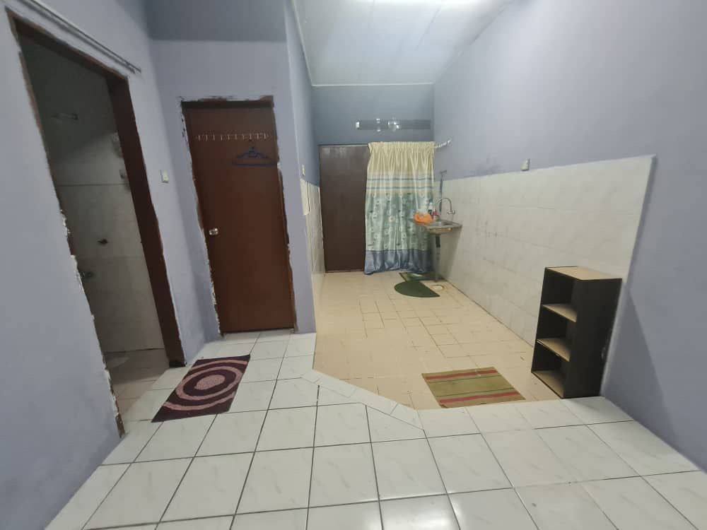 SINGLE STOREY TAMAN GADONG JAYA SEREMBAN - photo 6