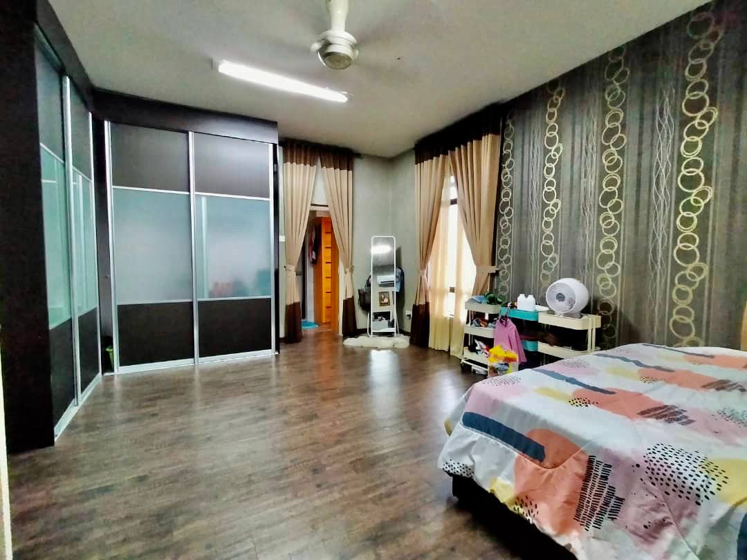 2 AND HALF STOREY SEMI-D SAUJANA VILLA KAJANG - photo 8
