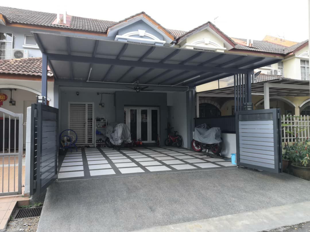 2 STOREY TAMAN PUTRA BUDIMAN SERI KEMBANGAN - photo 2