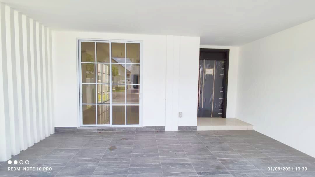 2 STY CLUSTER SEMI-D STONERIDGE ECO MAJESTIC - photo 2