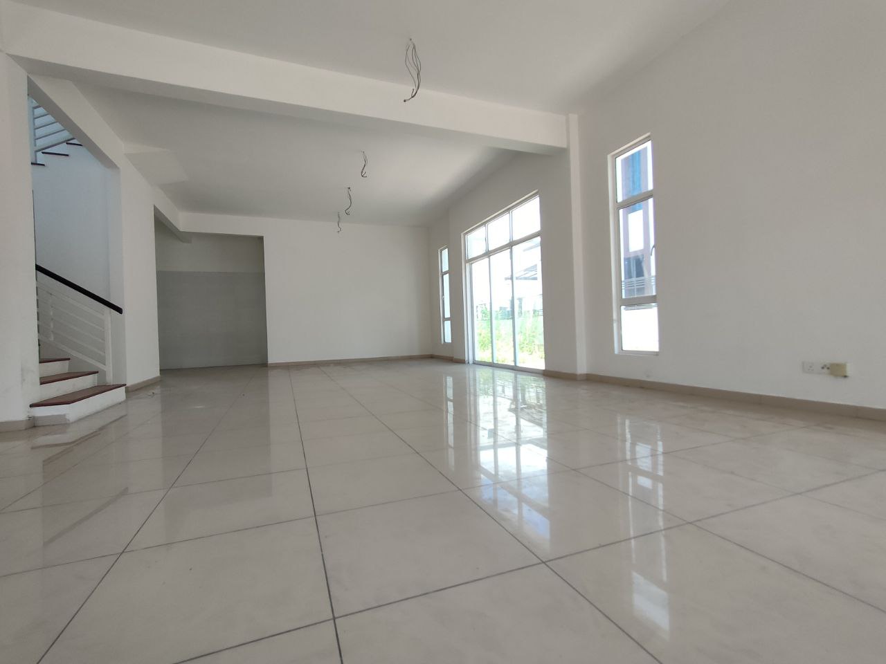 2 STY BUNGALOW HILLS RESIDENCE BDR COUNTRY HOMES - photo 7