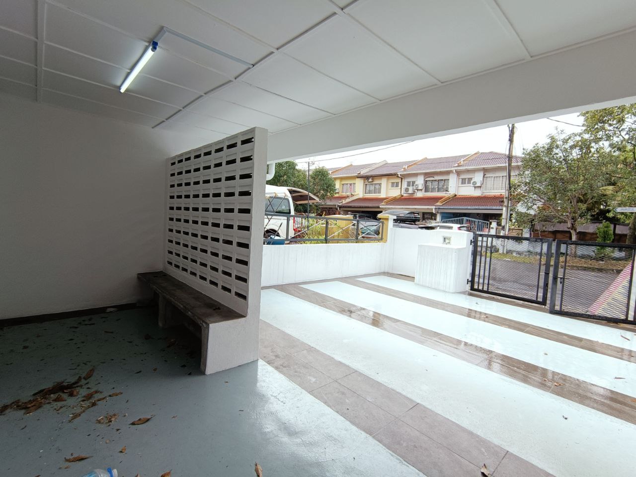 2 STOREY TAMAN PINGGIRAN PUTRA BANDAR PUTRA PERMA - photo 2