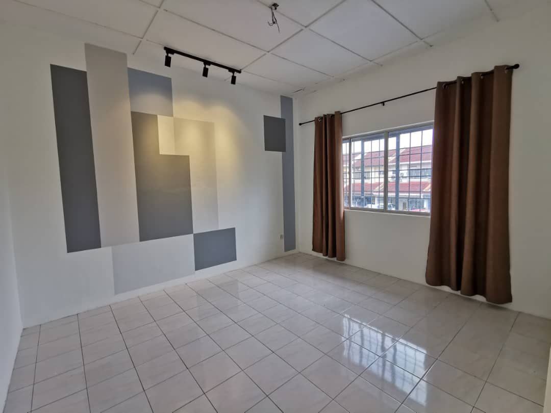 2 STOREY TAMAN PINGGIRAN PUTRA BANDAR PUTRA PERMA - photo 4
