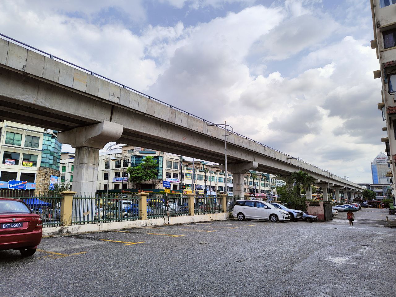 PANGSAPURI MAKMUR BANDAR SRI SUBANG PETALING JAYA - photo 12