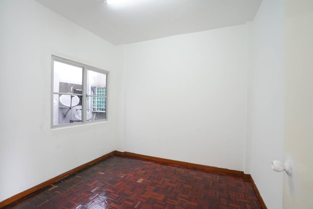TERATAI MEWAH APARTMENT JALAN LANGKAWAI SETAPAK KL - photo 4