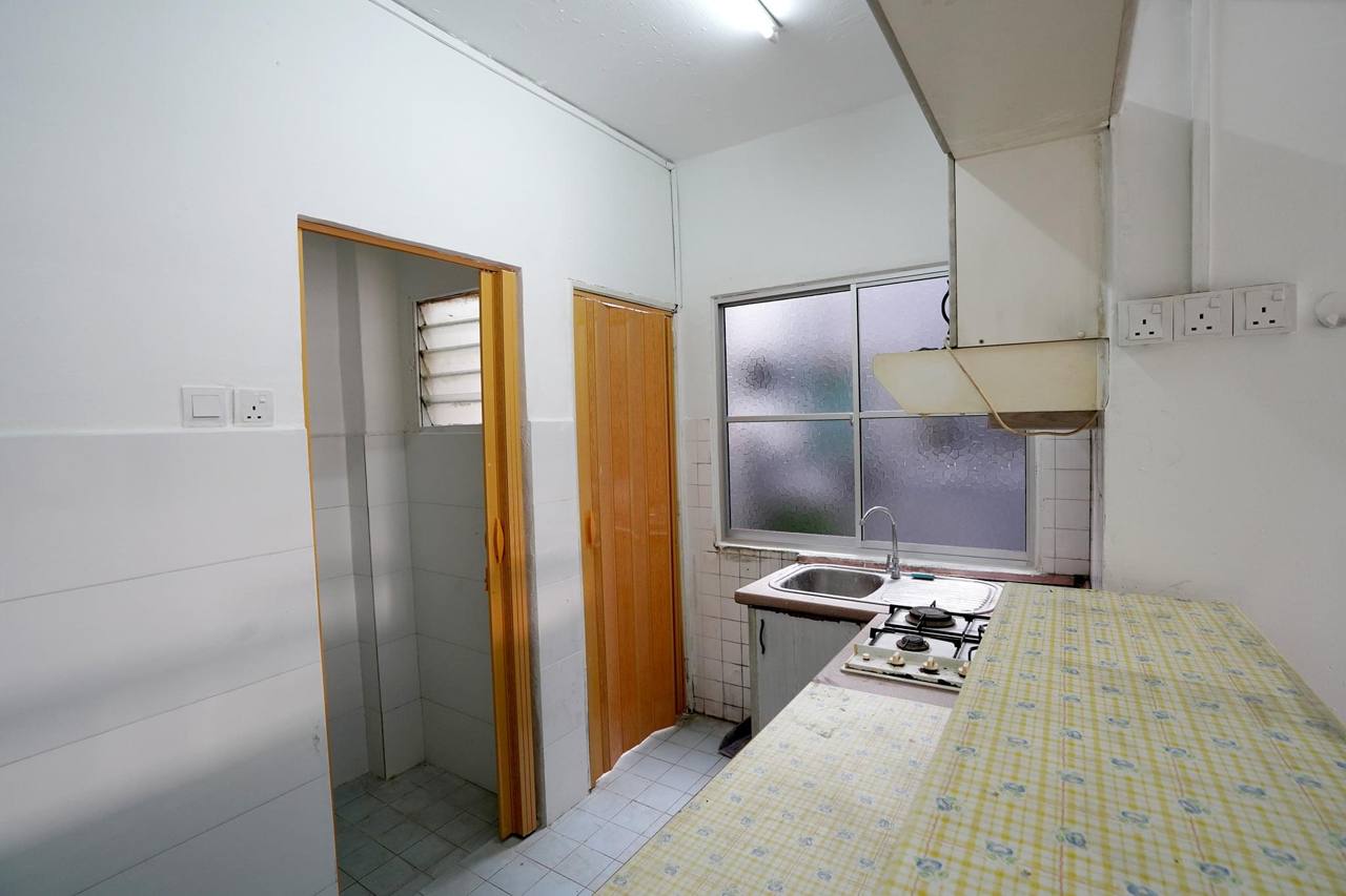 TERATAI MEWAH APARTMENT JALAN LANGKAWAI SETAPAK KL - photo 6