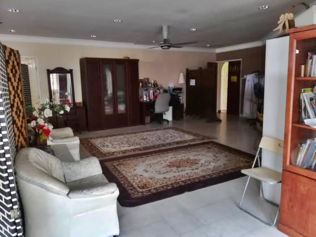 3 STOREY BUNGALOWS SEKSYEN 3 SHAH ALAM - photo 4