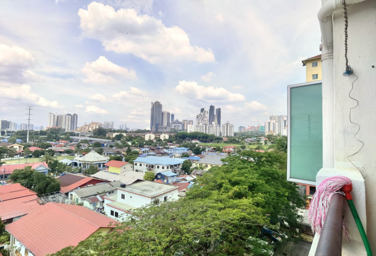 MANDY COURT APARTMENT SEGAMBUT KUALA LUMPUR - photo 2