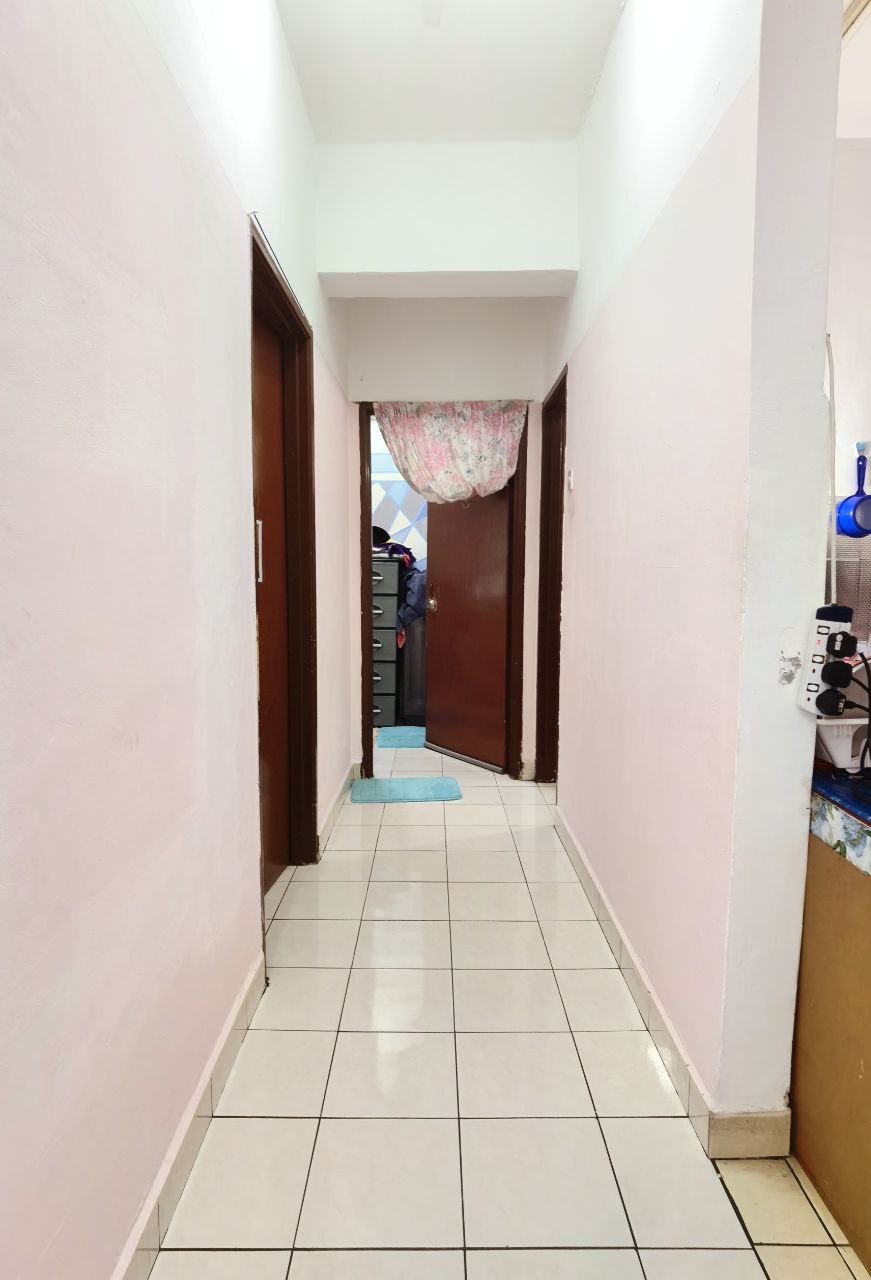 MANDY COURT APARTMENT SEGAMBUT KUALA LUMPUR - photo 4
