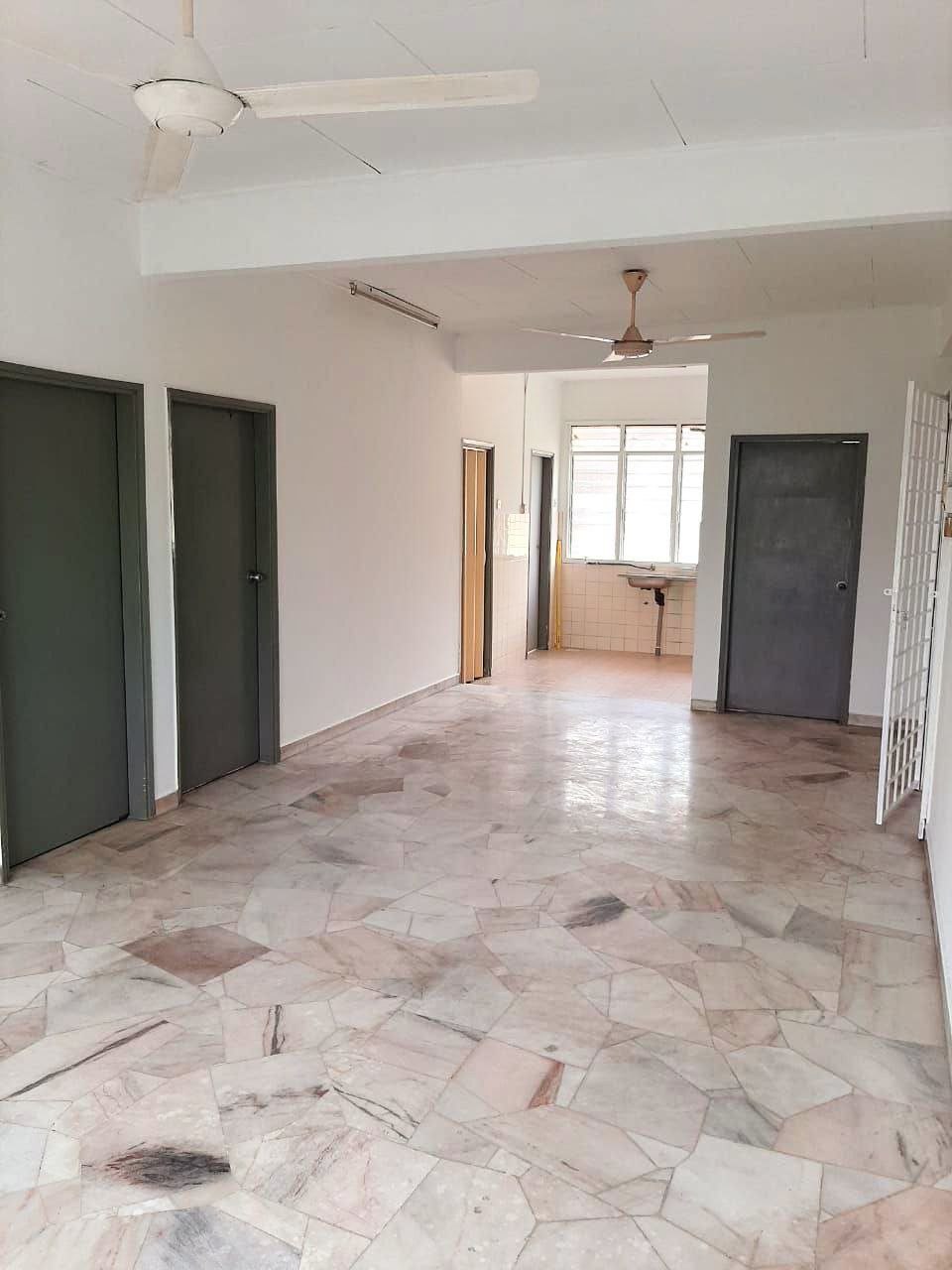 APARTMENT GOODYEAR COURT 1 USJ 6 SUBANG JAYA - photo 4