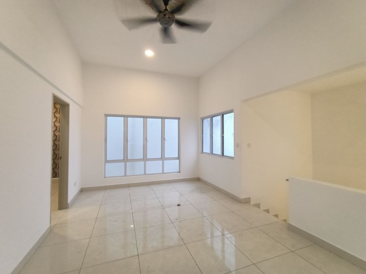 2 AND HALF STY LAMAN SEMANGGI THE CLOVER HOMES - photo 8