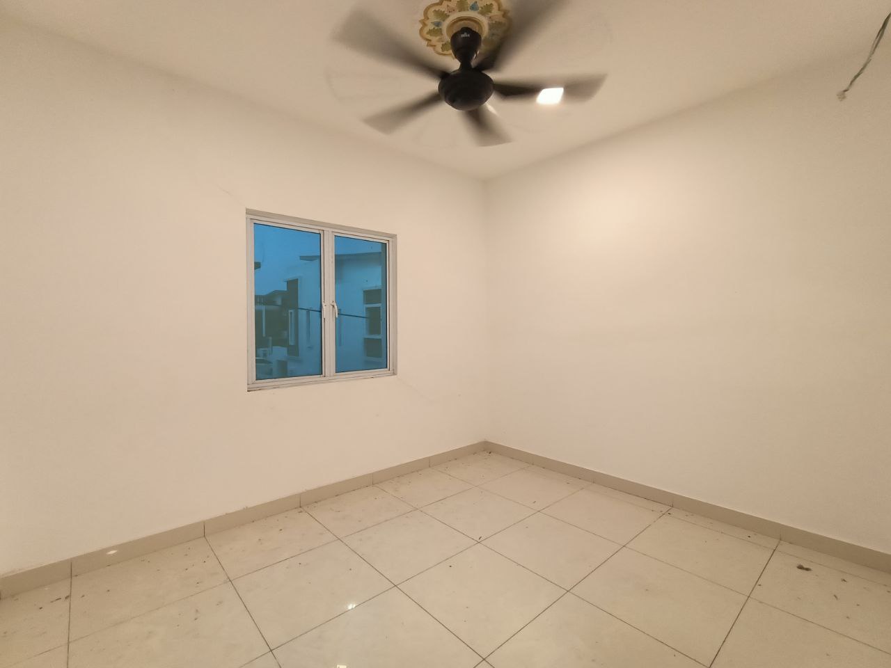 2 AND HALF STY LAMAN SEMANGGI THE CLOVER HOMES - photo 11