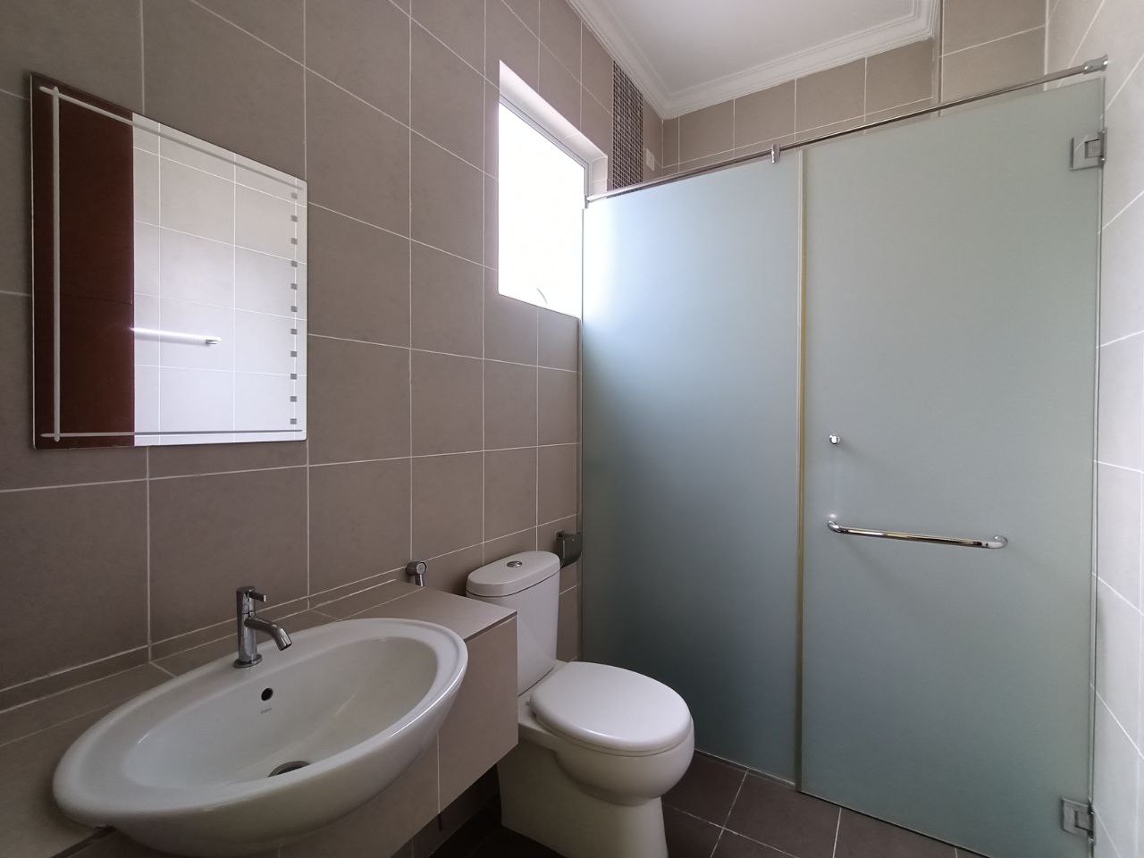 3STY SEMI D LAKE VALLEY AVENUE 4 BNDR TUN HUSIN ON - photo 8