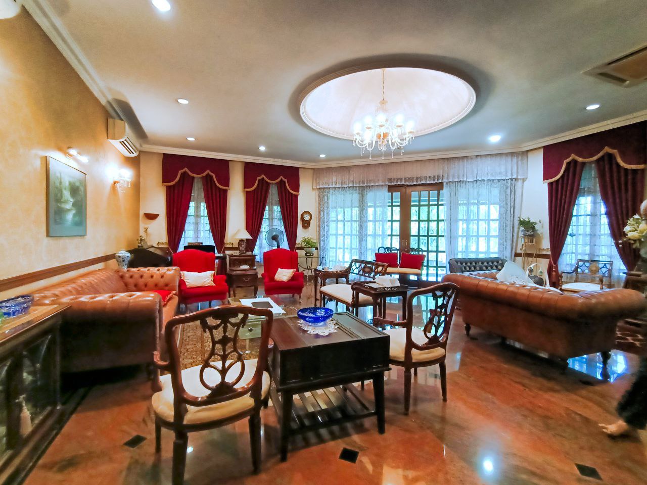 LAKEVIEW BUNGALOW SAUJANA SUBANG - photo 10
