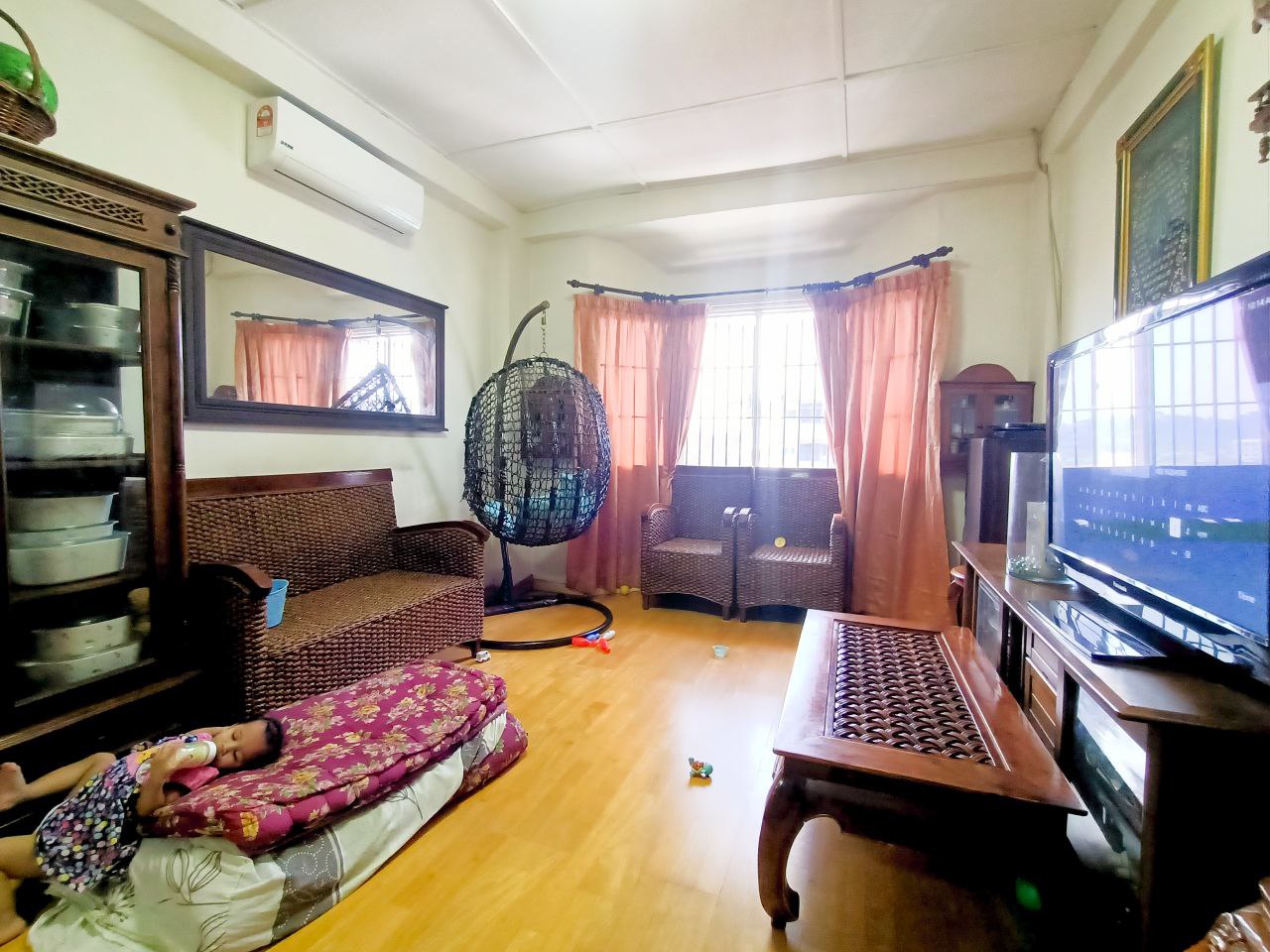 FLORA APARTMENT TAMAN IMPIAN EHSAN BALAKONG - photo 2