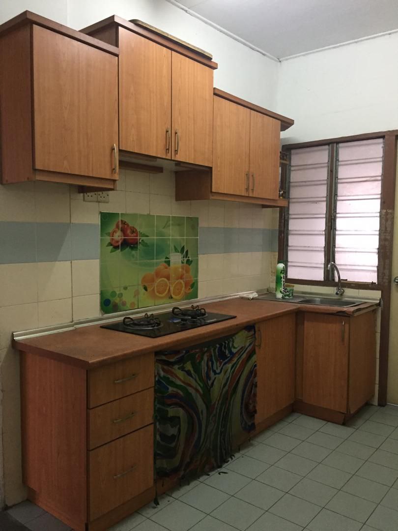APARTMENT SRI ANGGERIK SEKSYEN 7 BANGI - photo 4