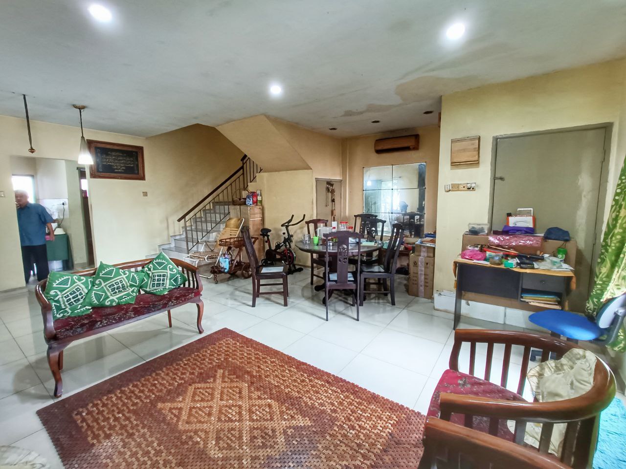 TRIPLE STOREY TERRACE, TAMAN GARING, RAWANG - photo 6