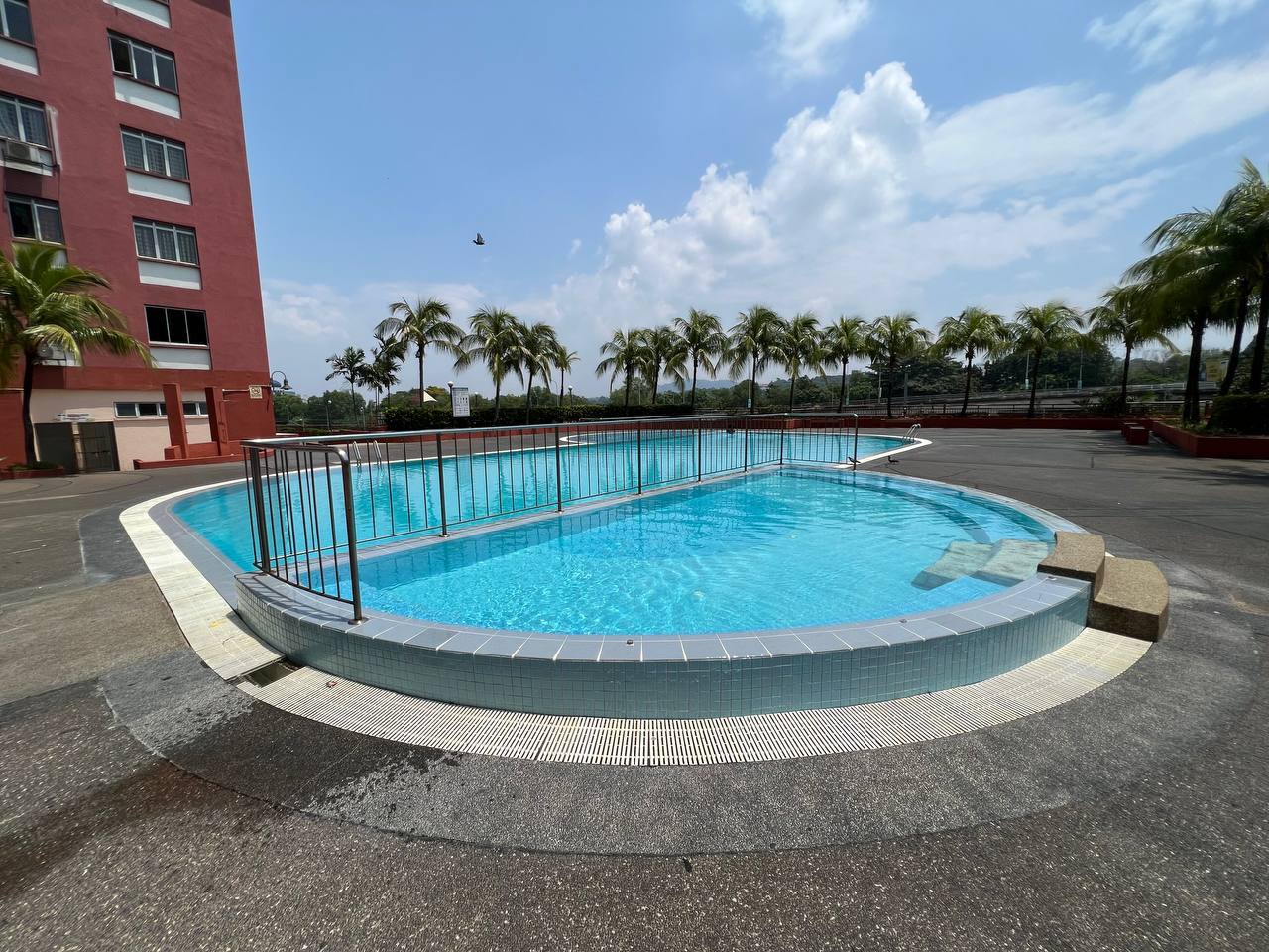 SOUTH CITY CONDOMINIUM SERI KEMBANGAN - photo 2