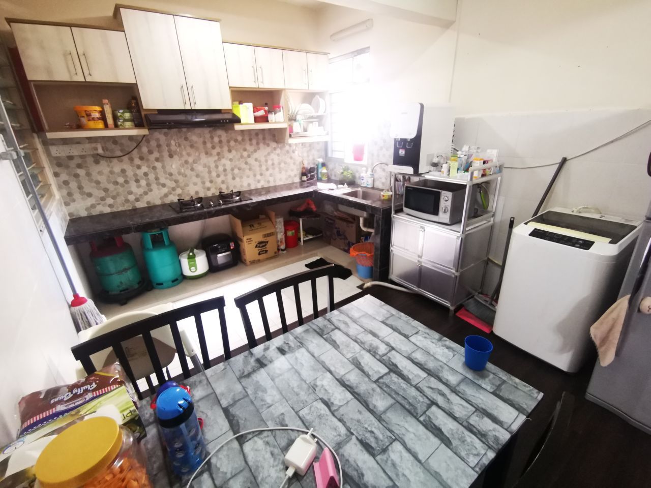 TERATAI APARTMENT, TAMAN SUTERA KAJANG - photo 4
