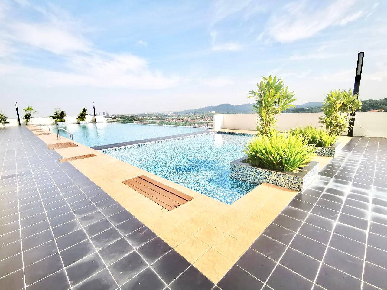 PUNCAK 7 RESIDENCE CONDOMINIUM SEKSYEN 7 SHAH ALAM - photo 12