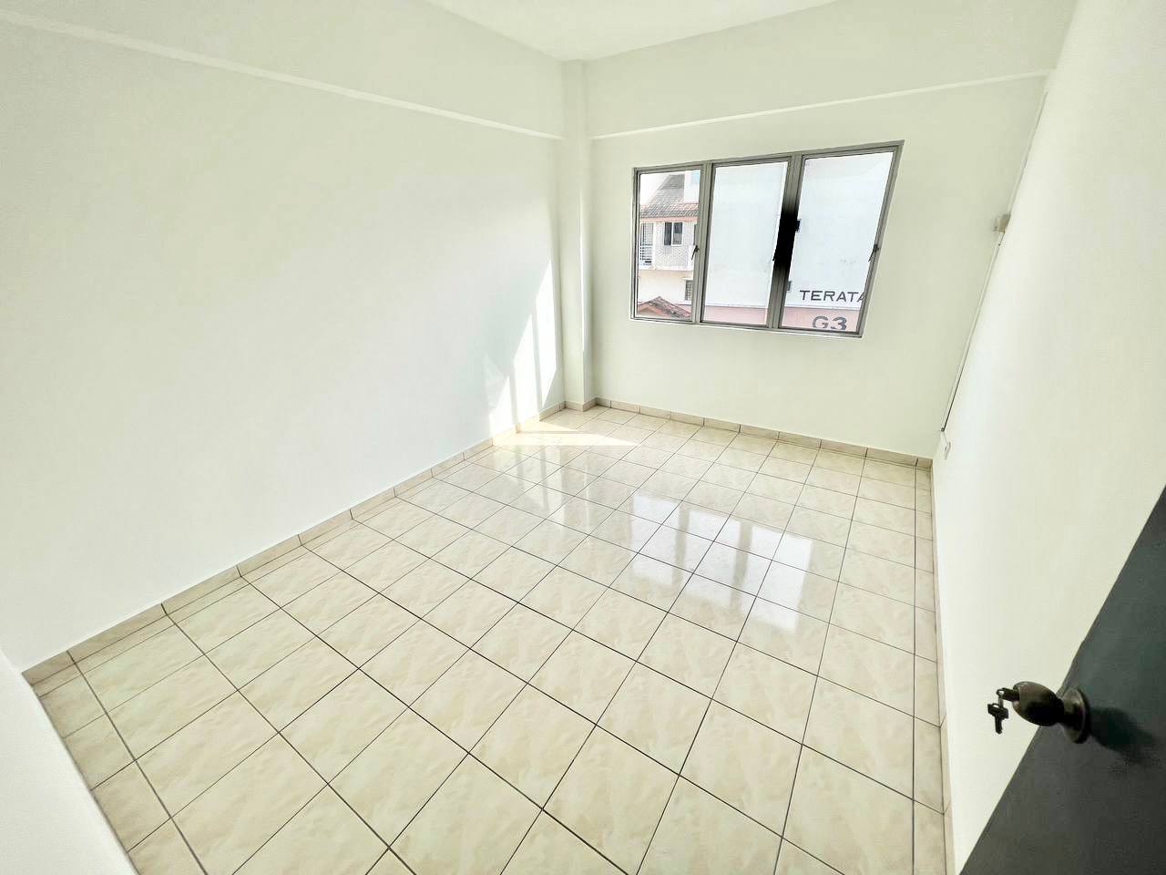 APARTMENT MAWAR TAMAN SUTERA KAJANG - photo 11