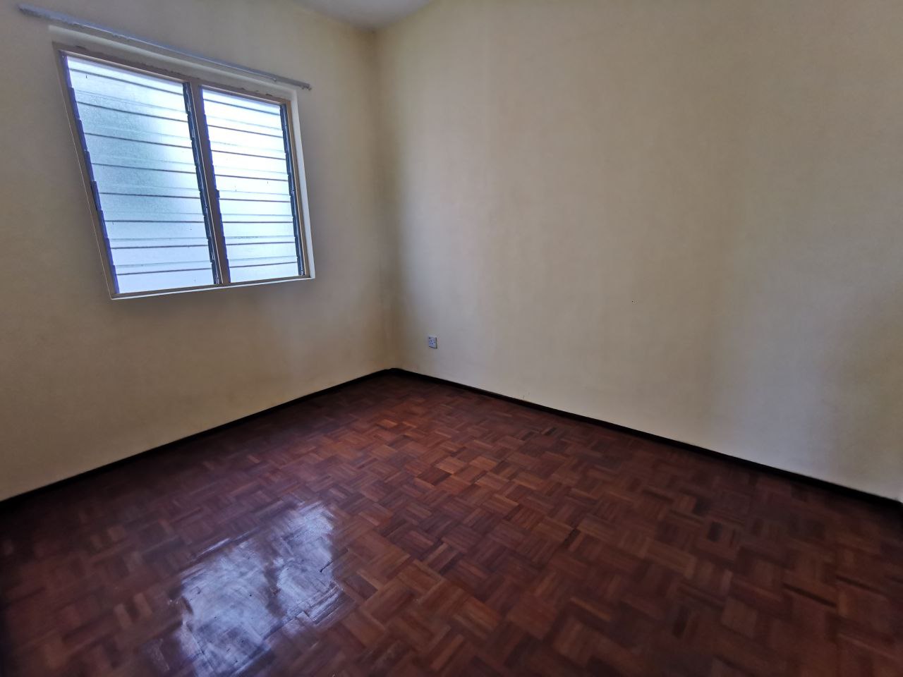 APARTMENT ANGGERIK FASA 1 BUKIT BERUNTUNG RAWANG - photo 7