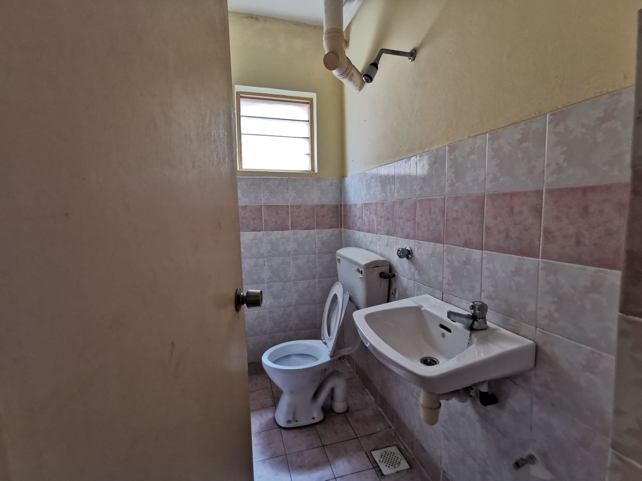 APARTMENT ANGGERIK FASA 1 BUKIT BERUNTUNG RAWANG - photo 8
