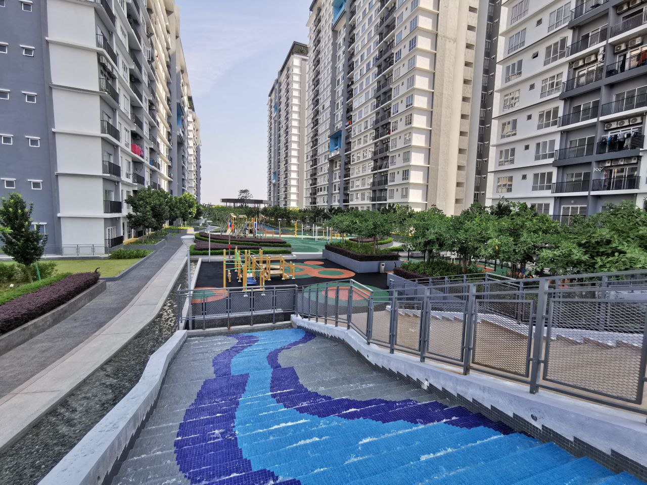 BSP 21 SERVICE RESIDENCE BANDAR SAUJANA PUTRA - photo 2