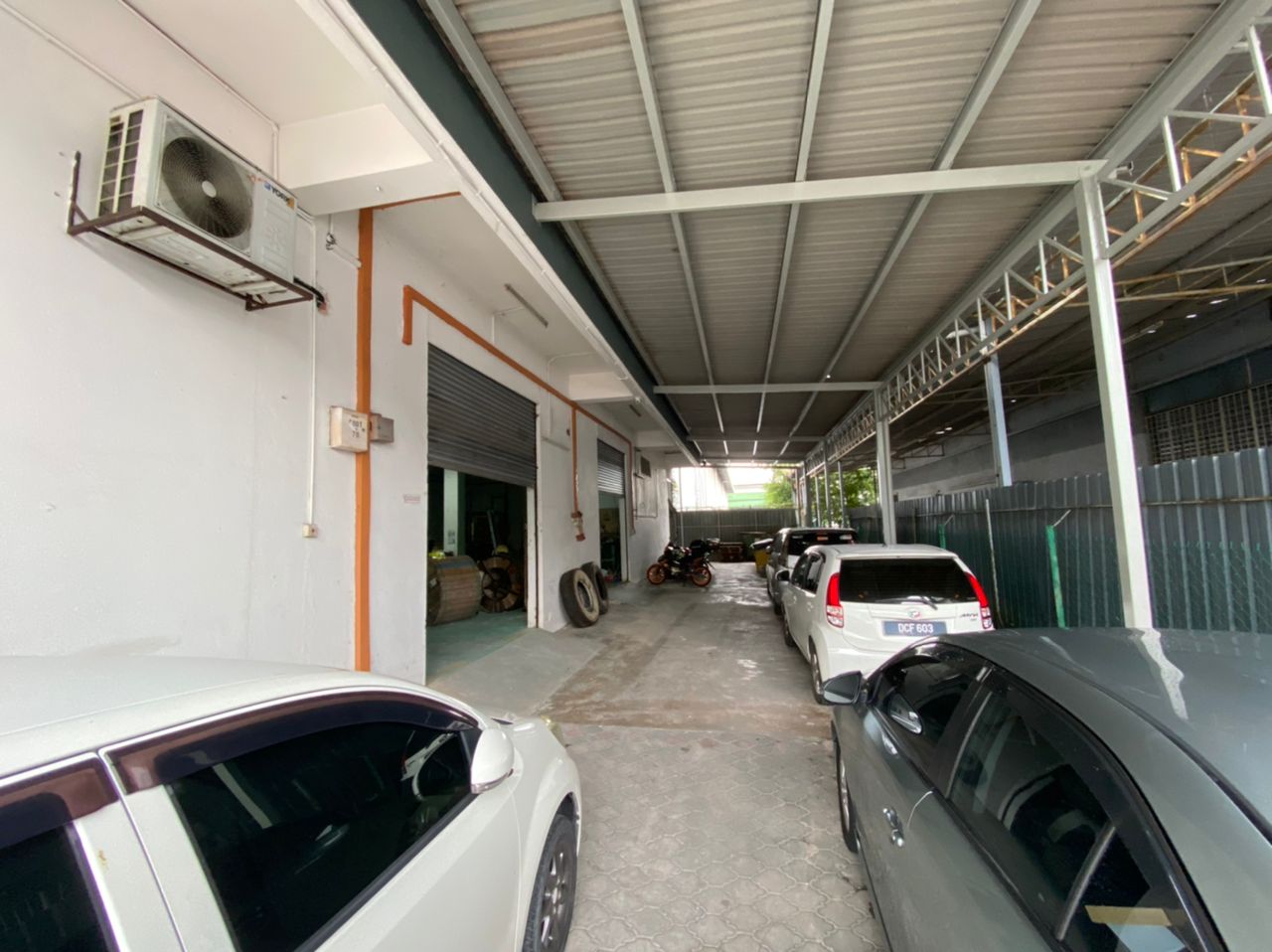 4 STY ELITE INDUSTRIAL ESTATE SHAH ALAM SEKSYEN33 - photo 5