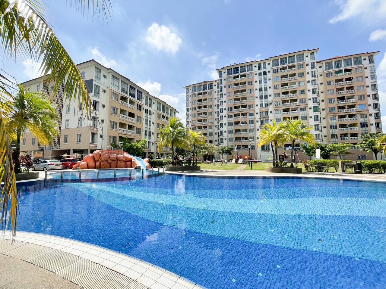 CONDOMINIUM NILAM PURI BANDAR BUKIT PUCHONG 2 - photo 2
