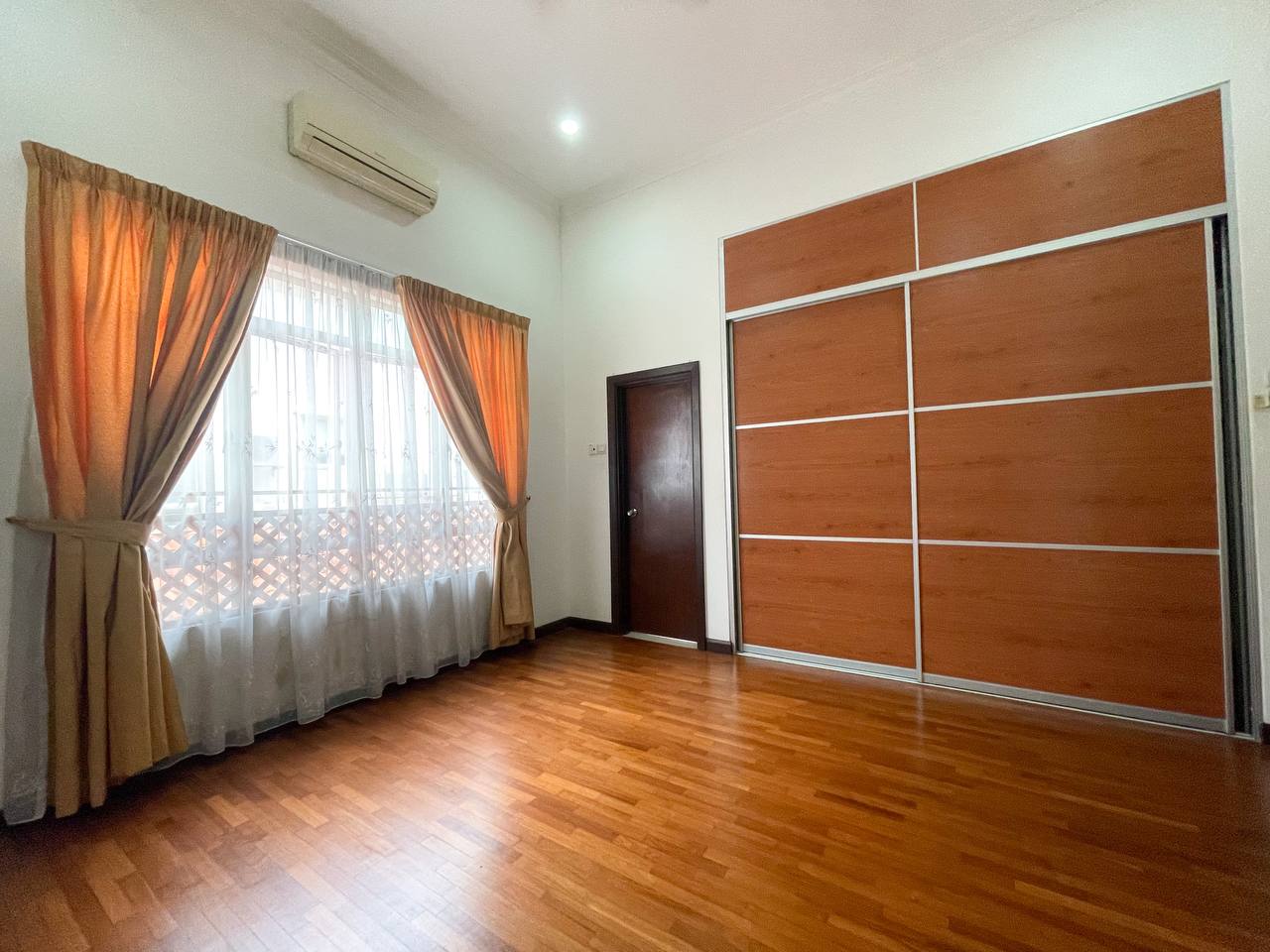 BUNGALOW SETIA NUSANTARA ECO PARK SHAH ALAM - photo 11
