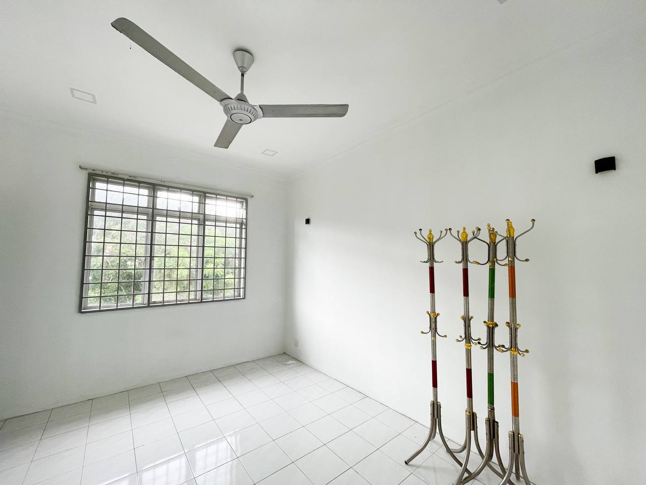 APARTMENT E MAS VILLA TAMAN MAWAR SALAK TINGGI - photo 5