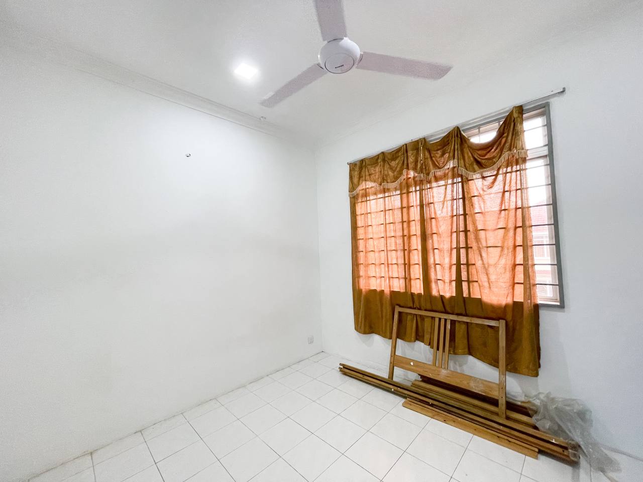 APARTMENT E MAS VILLA TAMAN MAWAR SALAK TINGGI - photo 10