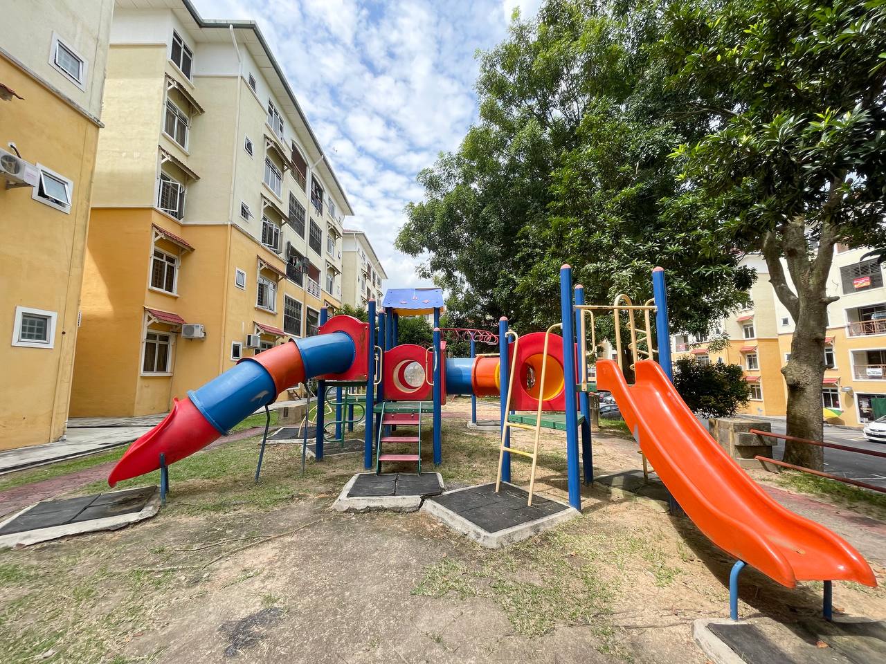APARTMENT E MAS VILLA TAMAN MAWAR SALAK TINGGI - photo 11