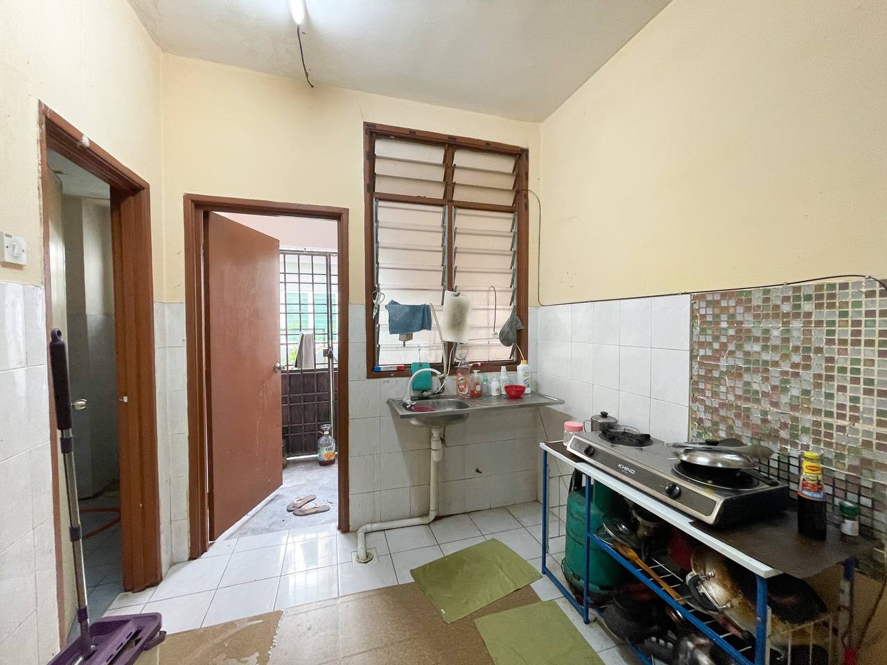 DOUBLE STOREY TERRACE SP4 BANDAR SAUJAN PUTRA - photo 5