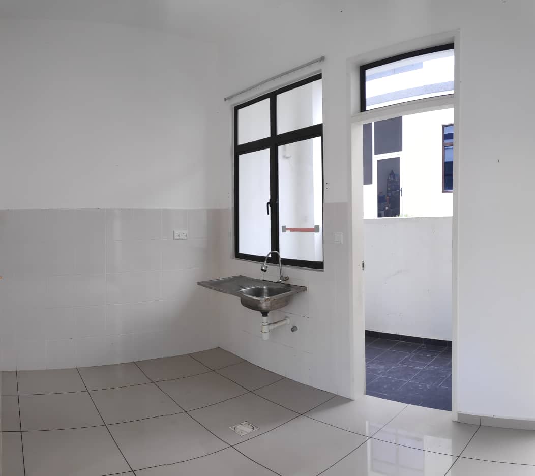 Eco World Avenham Type E for Rent by Edmond - photo 2