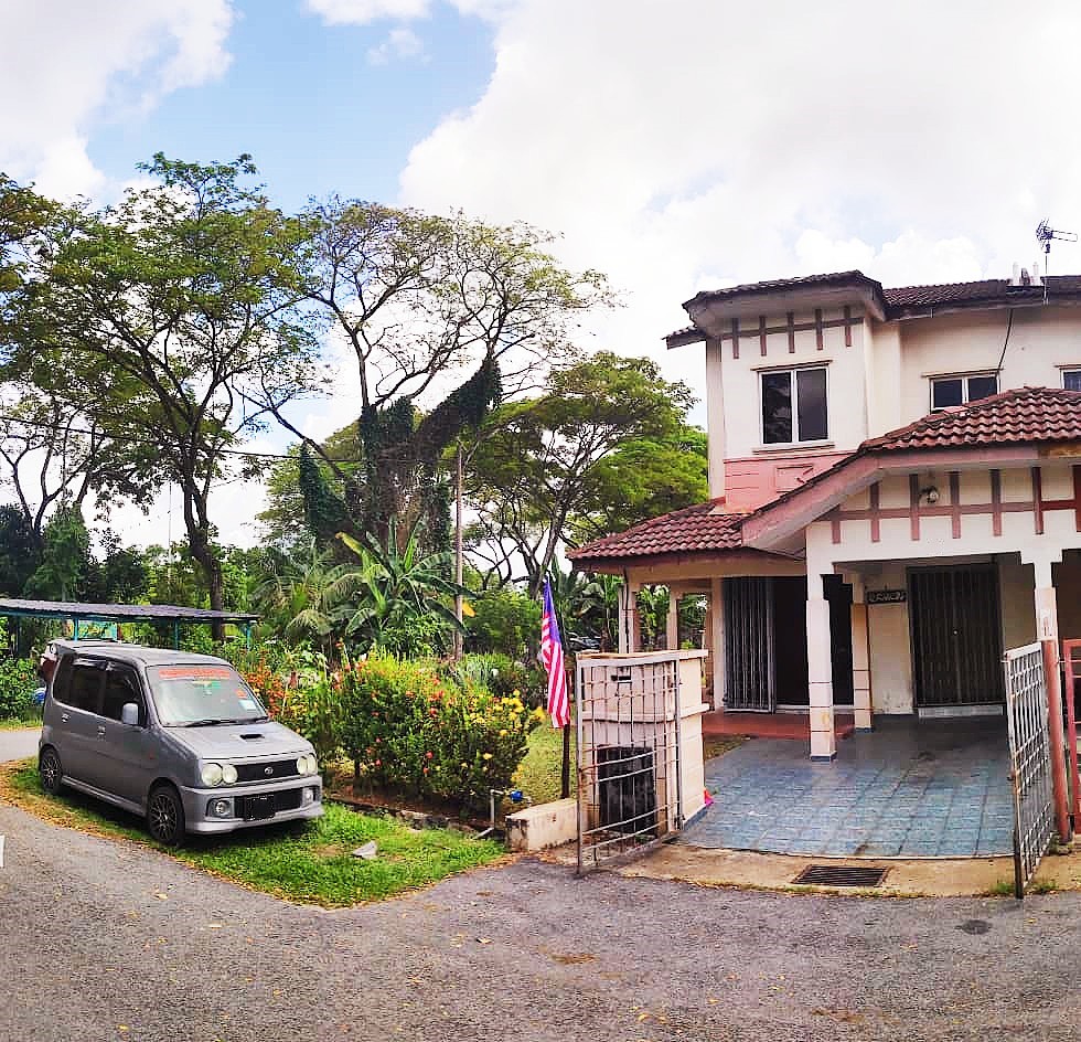 Corner 2 Sty House Saujana Utama By Matt - photo 2