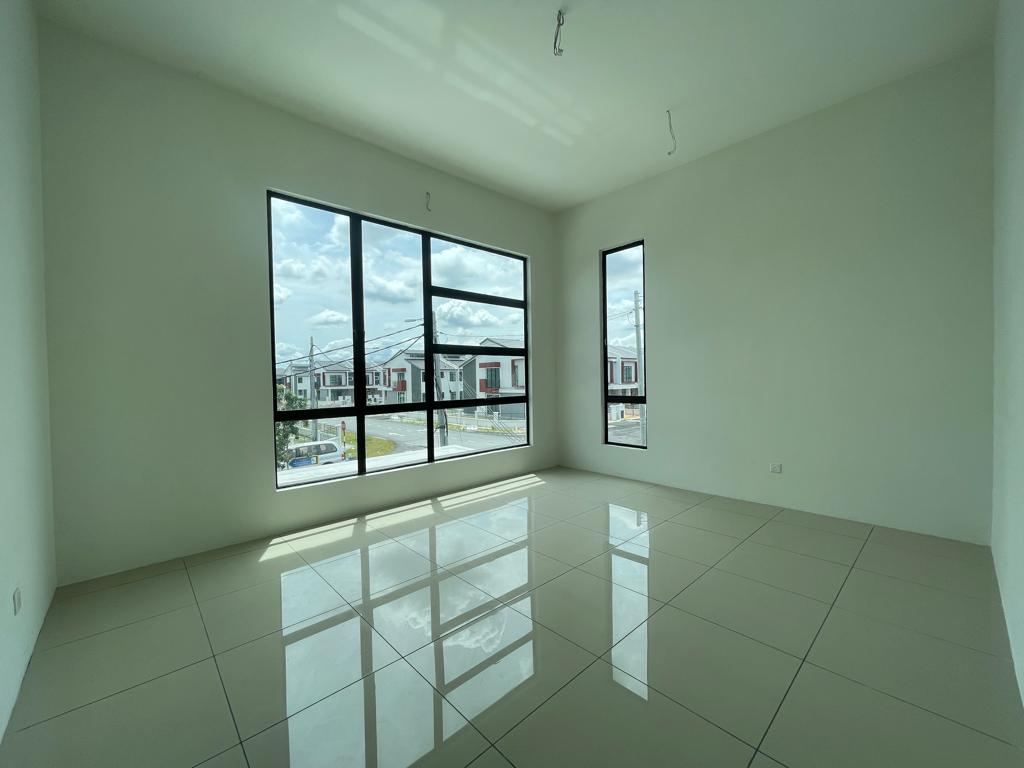 Corner Lot 2 Sty House Saujana Perdana by Matt - photo 3