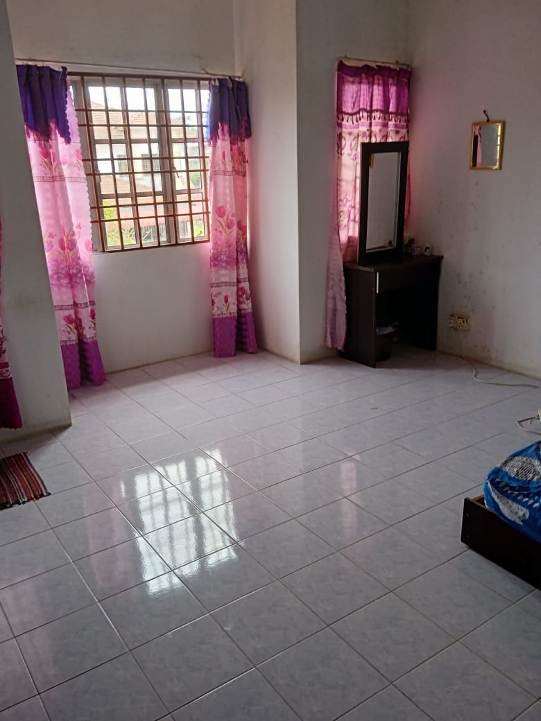 2 Sty Kuala Selangor Taman Desiran by Matt - photo 8