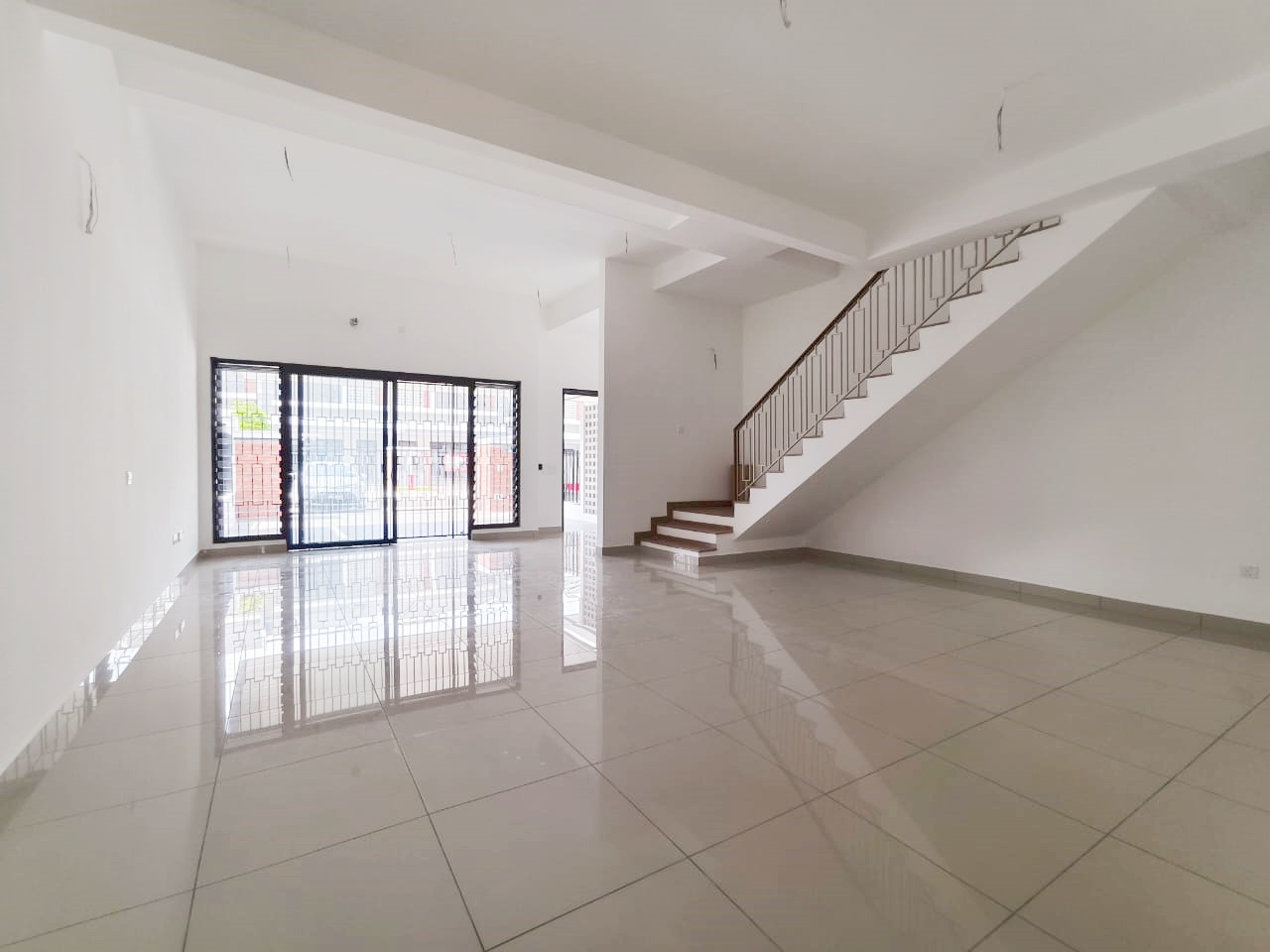 Brand New 2 Storey Elmina green 5 by Matt - photo 2
