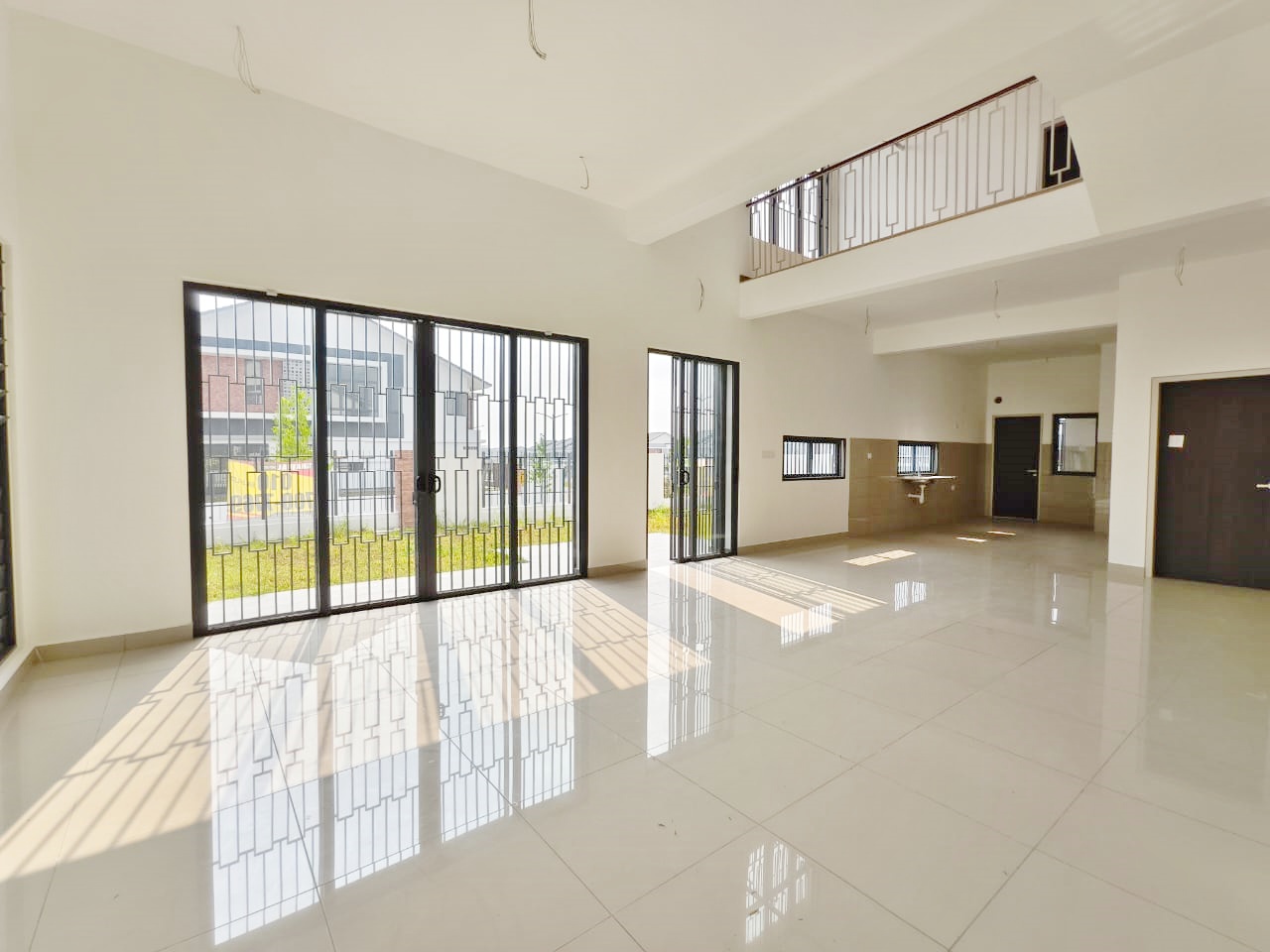 Corner Lot 2 Storey Elmina green 4 by Matt - photo 3