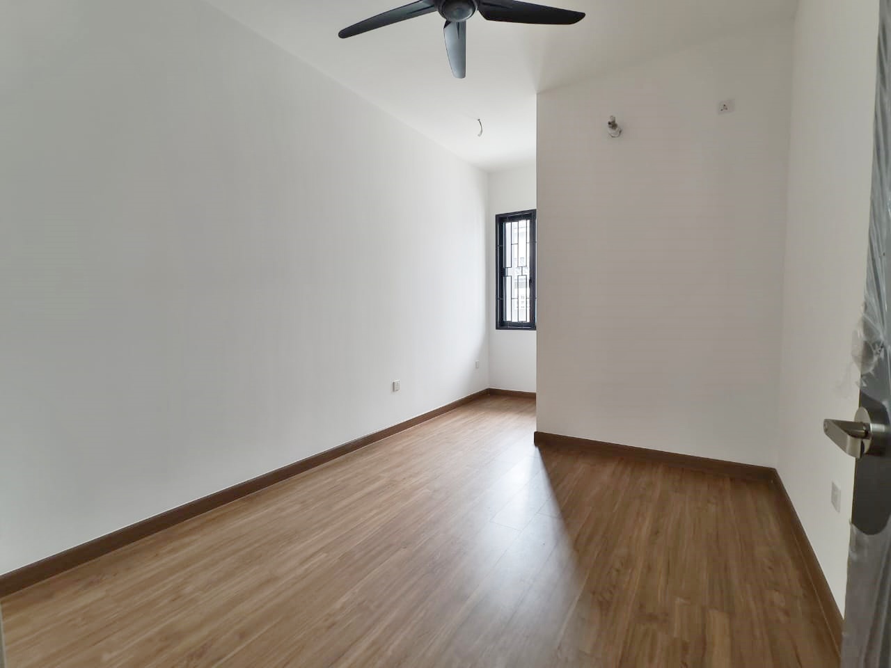 Facing Open 2 Storey Elmina green 4 by Matt - photo 8