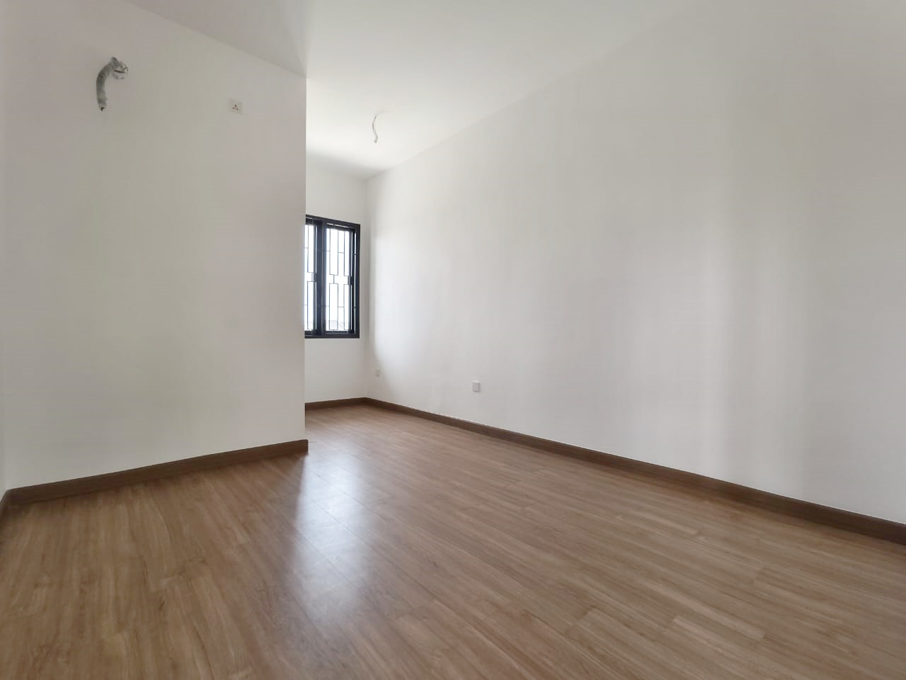 Corner Lot 2 Storey Elmina green 4 by Matt - photo 9