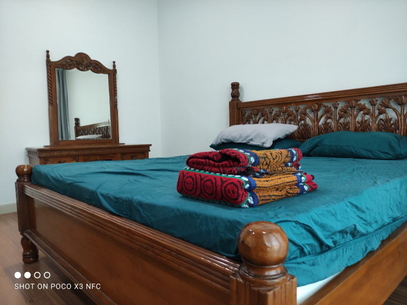 Fully Furnished 2 Sty Elmina Valley 4 by Matt - photo 2