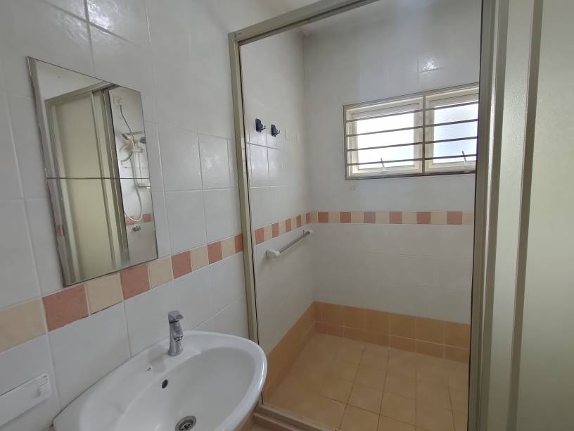 Bukit Jelutong Jalan Ubin by Benson - photo 10