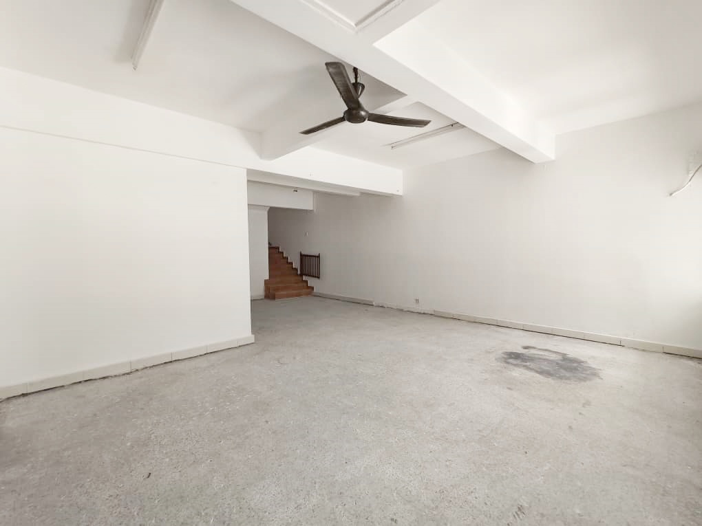 2 Sty House Taman Bukit Desa Kuala Lumpur by Matt - photo 3